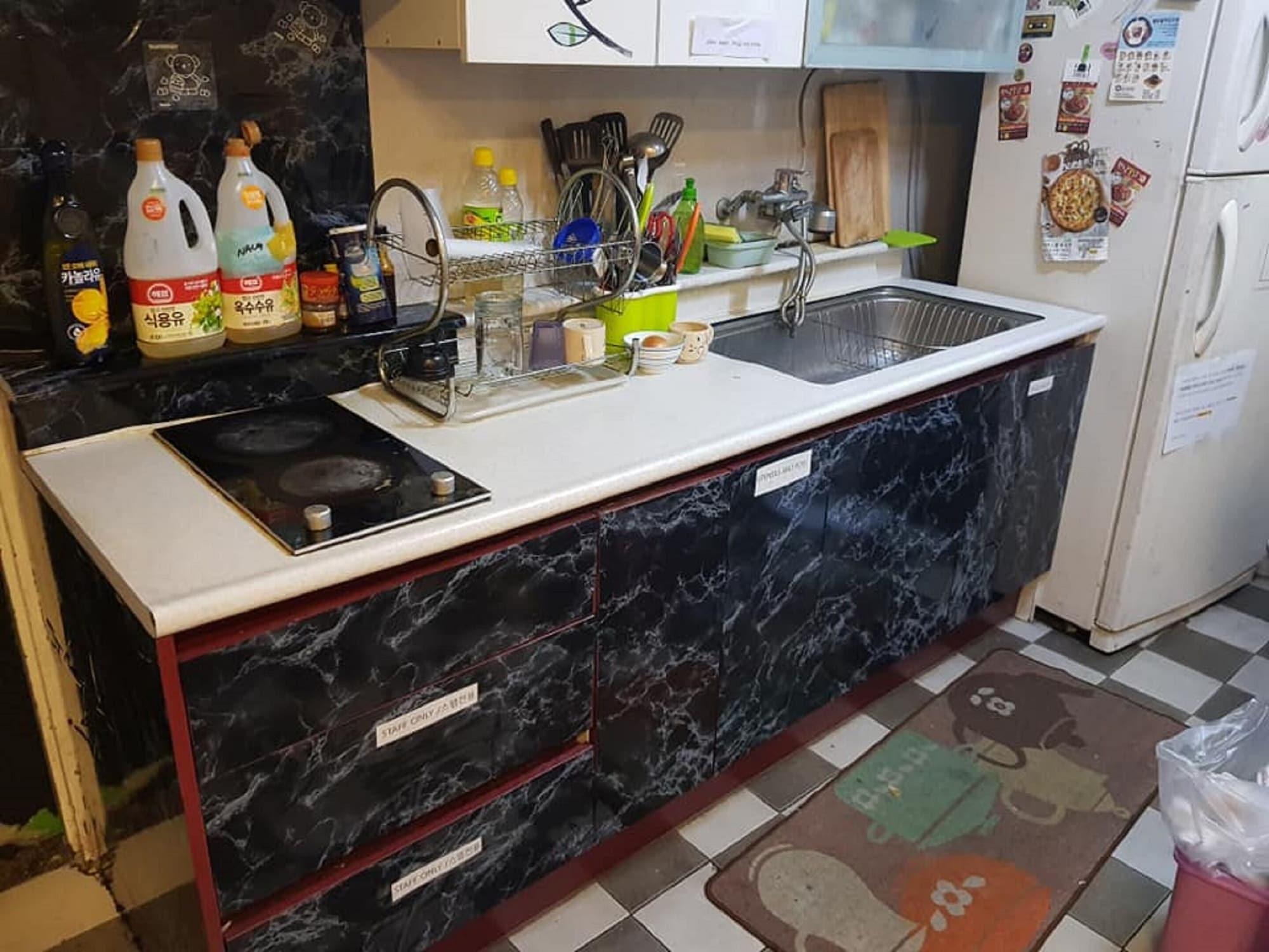 Kimchee Hongdae Guesthouse Seoul Ngoại thất bức ảnh