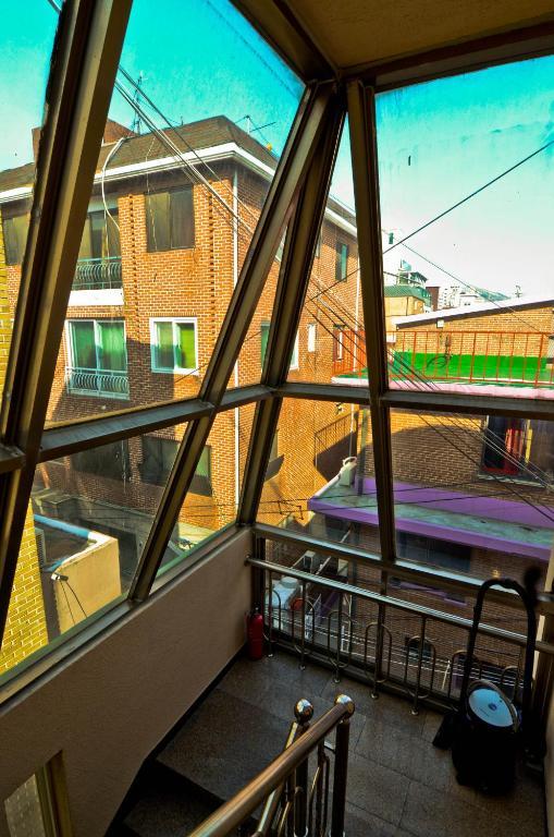 Kimchee Hongdae Guesthouse Seoul Phòng bức ảnh